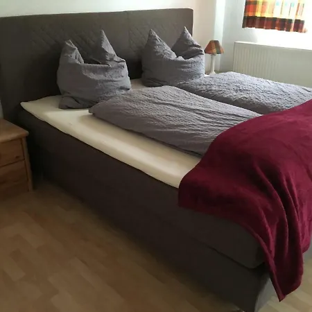 Lamm Stuttgart 3*